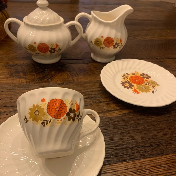 Dining Vintage Dinner Set 7 Full Settings Platter Sugar And Creamer